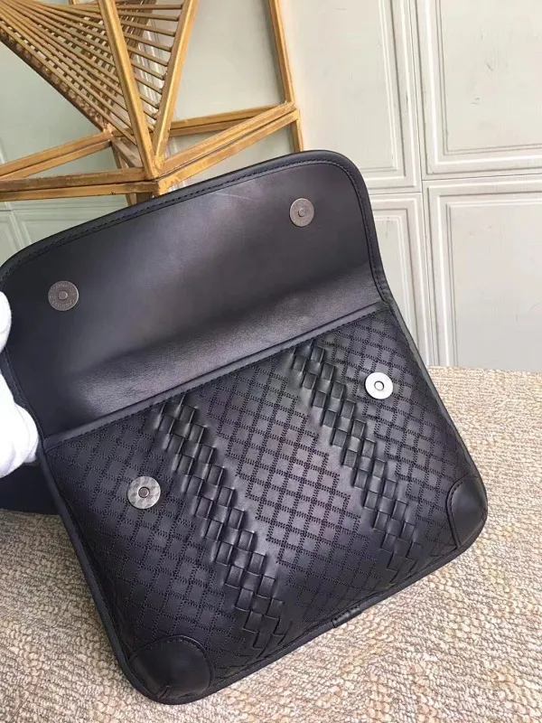 All categories 💚 Top version men’s bags 💚 BV 2024 new BV crossbody bag